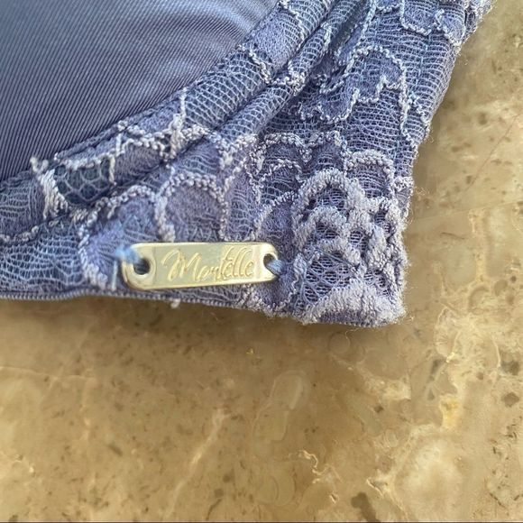 COPY - 3/$40Montelle intimates underwire lightly padded bra size E 30. - Picture 6 of 12